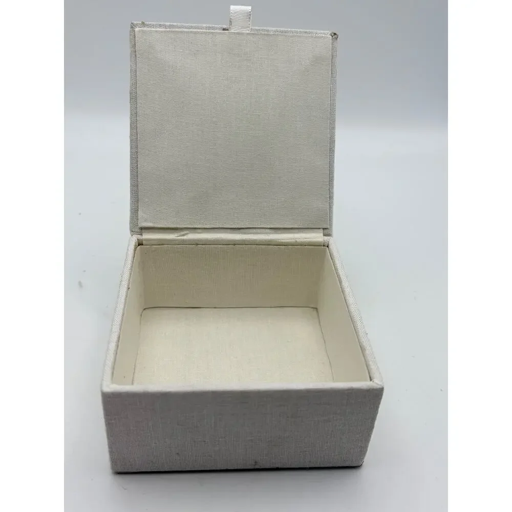 Lilac embellished floral jewelry box. 4x4x2.
